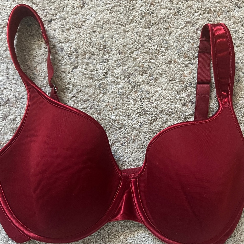 Natori Cranberry red underwire bra 32DD